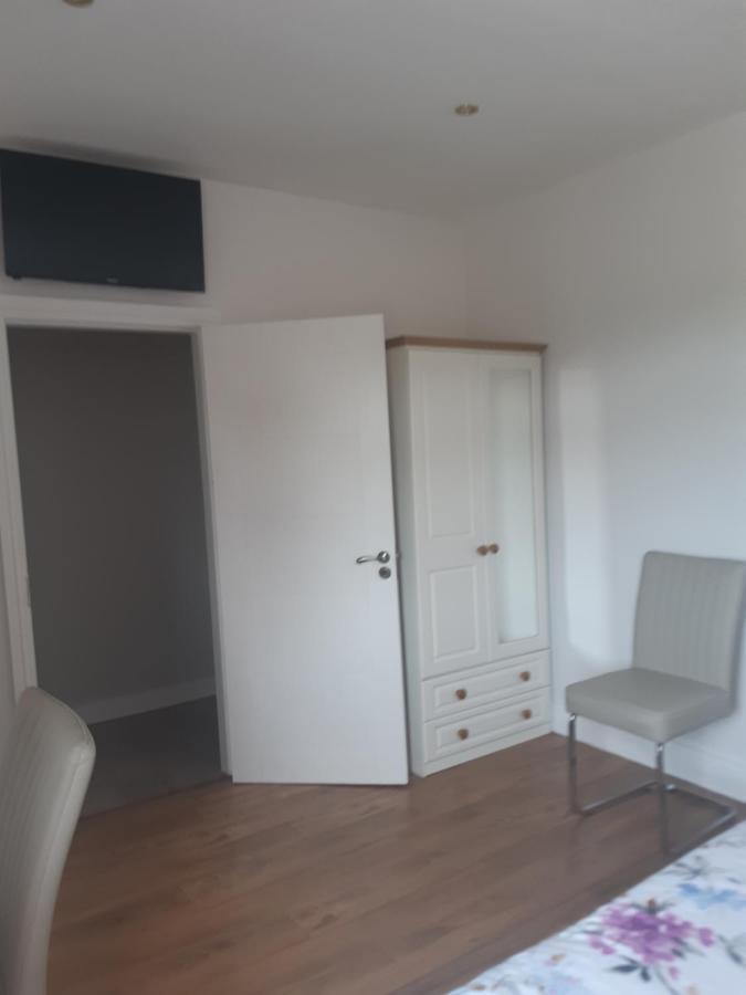 Green Acres Guesthouse- Accommodation Only Lower Coolcorcoran Luaran gambar